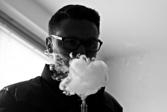 Vaping / E Cig / Electronic Cigarette