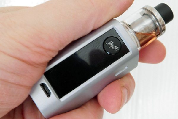 Reuleaux RX Mini Kit in hand