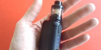 Digiflavor UBOX in hand