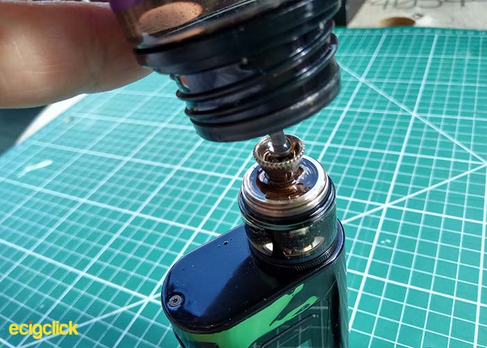 How To Fill The Aspire Revvo tank