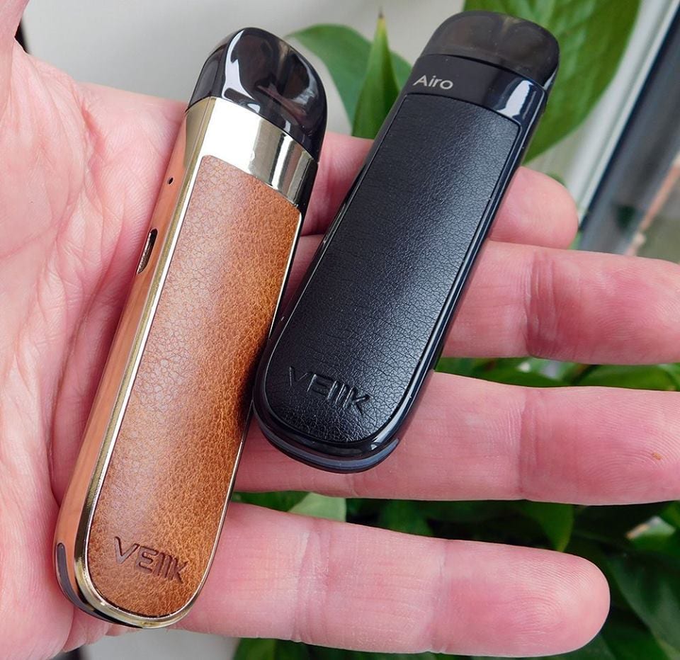 veiik airo pod kit in the hand