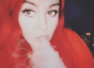 simone hamill vape reviewer