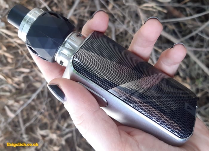 vaporesso luxe s kit in hand