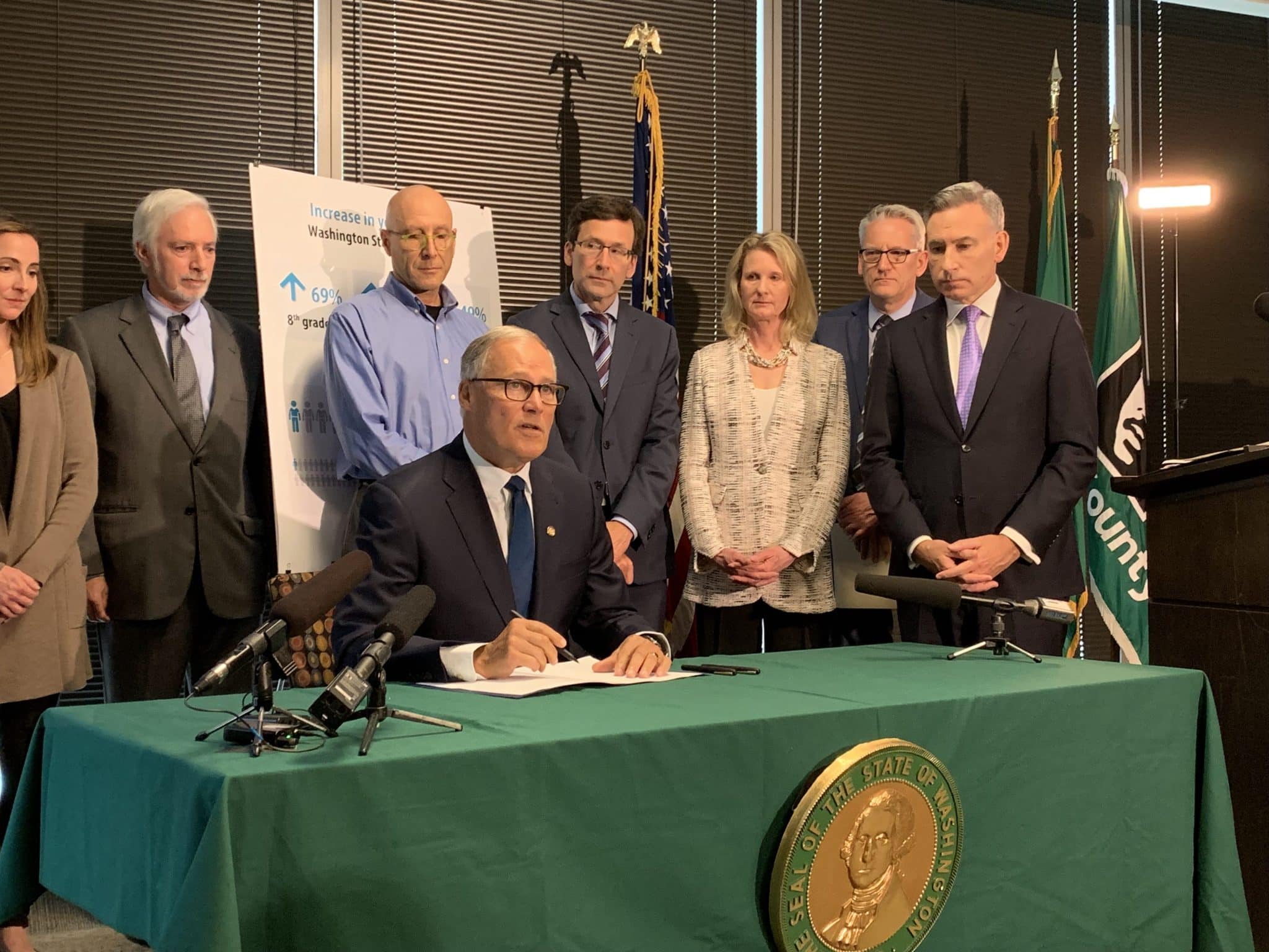 Governor Jay Inslee vape ban