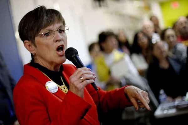 Governor Laura Kelly vape ban