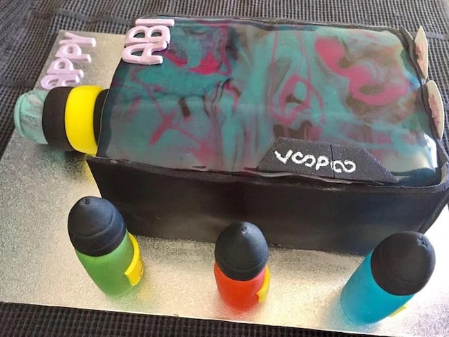 vape birthday cake