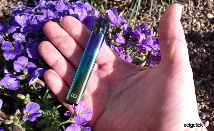 Innokin I.O. Kit in hand