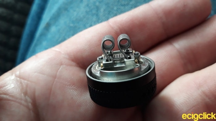 Vandy Vape Widowmaker RTA coils in position