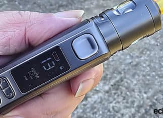 Eleaf IStick S80 outside display