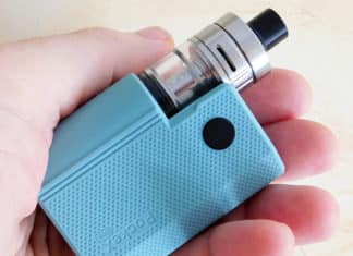 aspire pockeX box review in hand