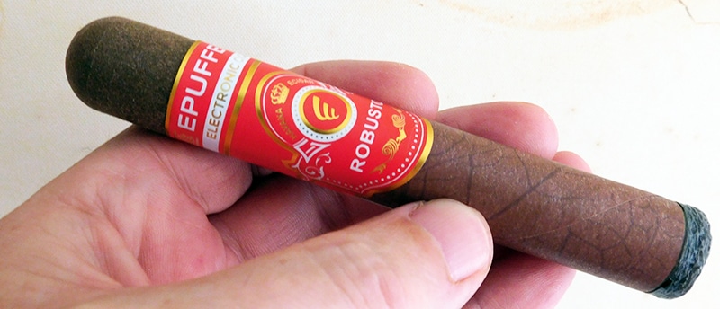 Epuffer Robusto Disposable E-Cigars in hand