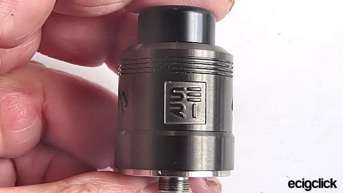 Hellvape Seri RDA hand in