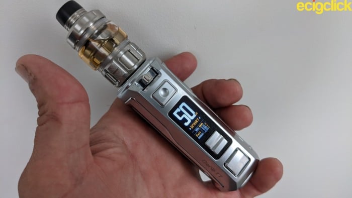 Voopoo Argus XT kit hand check pic