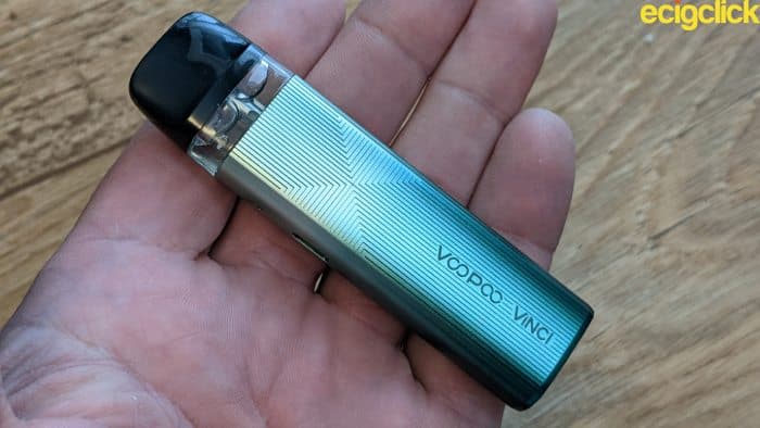 Voopoo Vinci Pod SE hand check pic