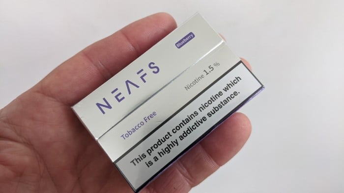 Carton of the NEAFS heating sticks