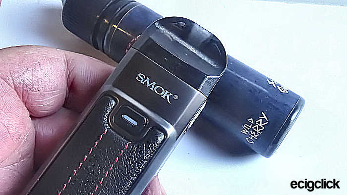 smok nord 5 hand closeup