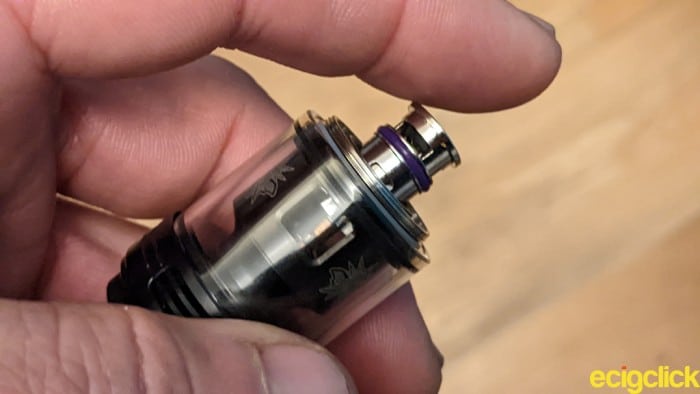 Installing a coil on the Voopoo UFORCE L tank