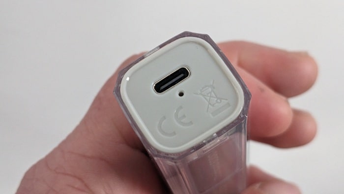 Type C USB charging port on the Snowplus Diamond 6000 disposable