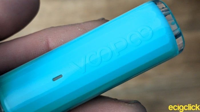 Voopoo logo and LED indicator on Doric Q pod kit