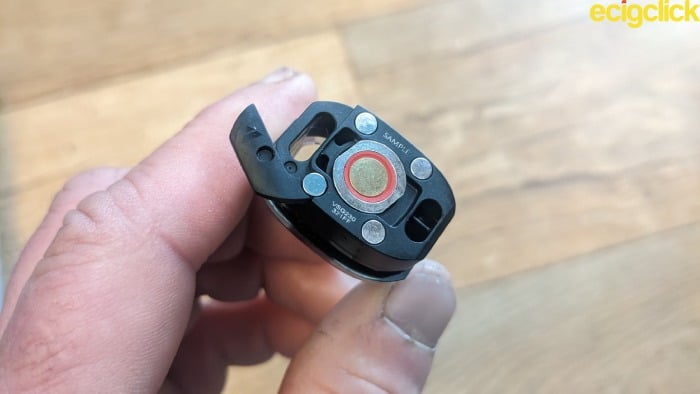 Fill port opening on the Vaporesso Luxe XR MAX pod