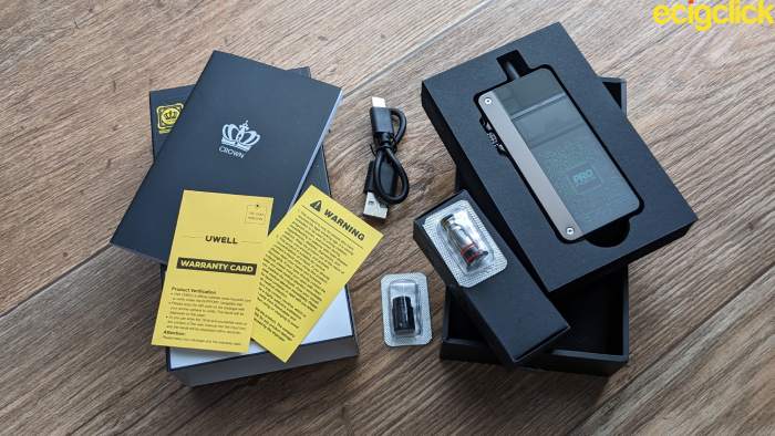 Uwell Crown B pod kit what's in the box image