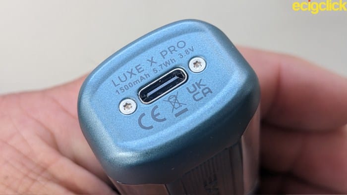 USB charging port