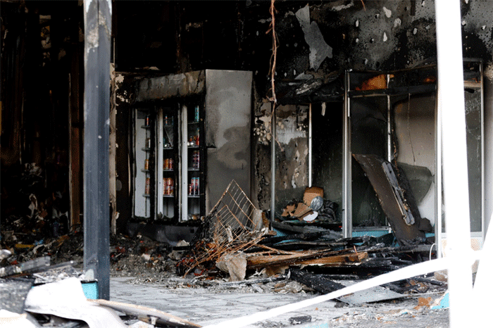 store fire 1