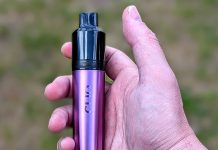 avomi cliq in hand