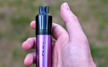 avomi cliq in hand
