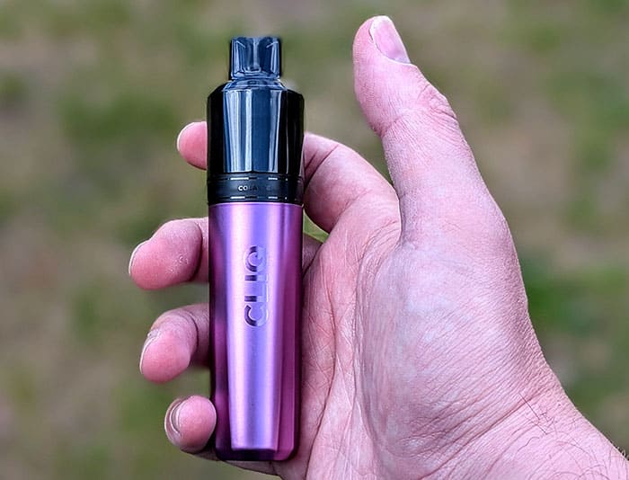 avomi cliq in hand