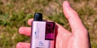 fumot mate pod in hand
