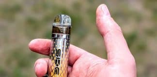 ske cl2000 pod vape in hand