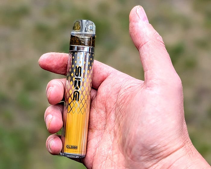 ske cl2000 pod vape in hand