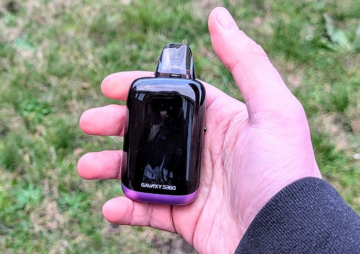 lost vape galaxy s360 in hand