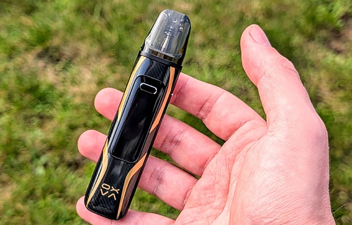 oxva xlim pro 3 in hand