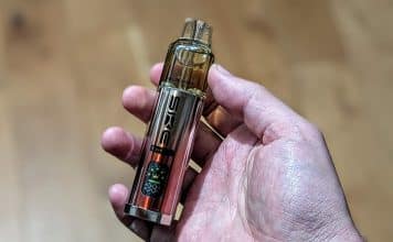 SKE Bar 15K Review- SKE’s Next Big Puff Kit! ske bar 15k in hand