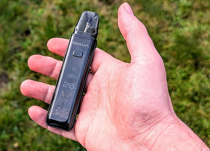 oxva xlim ultra 3 in hand