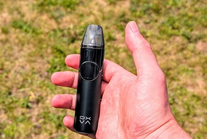 oxva nexlim 2 in hand